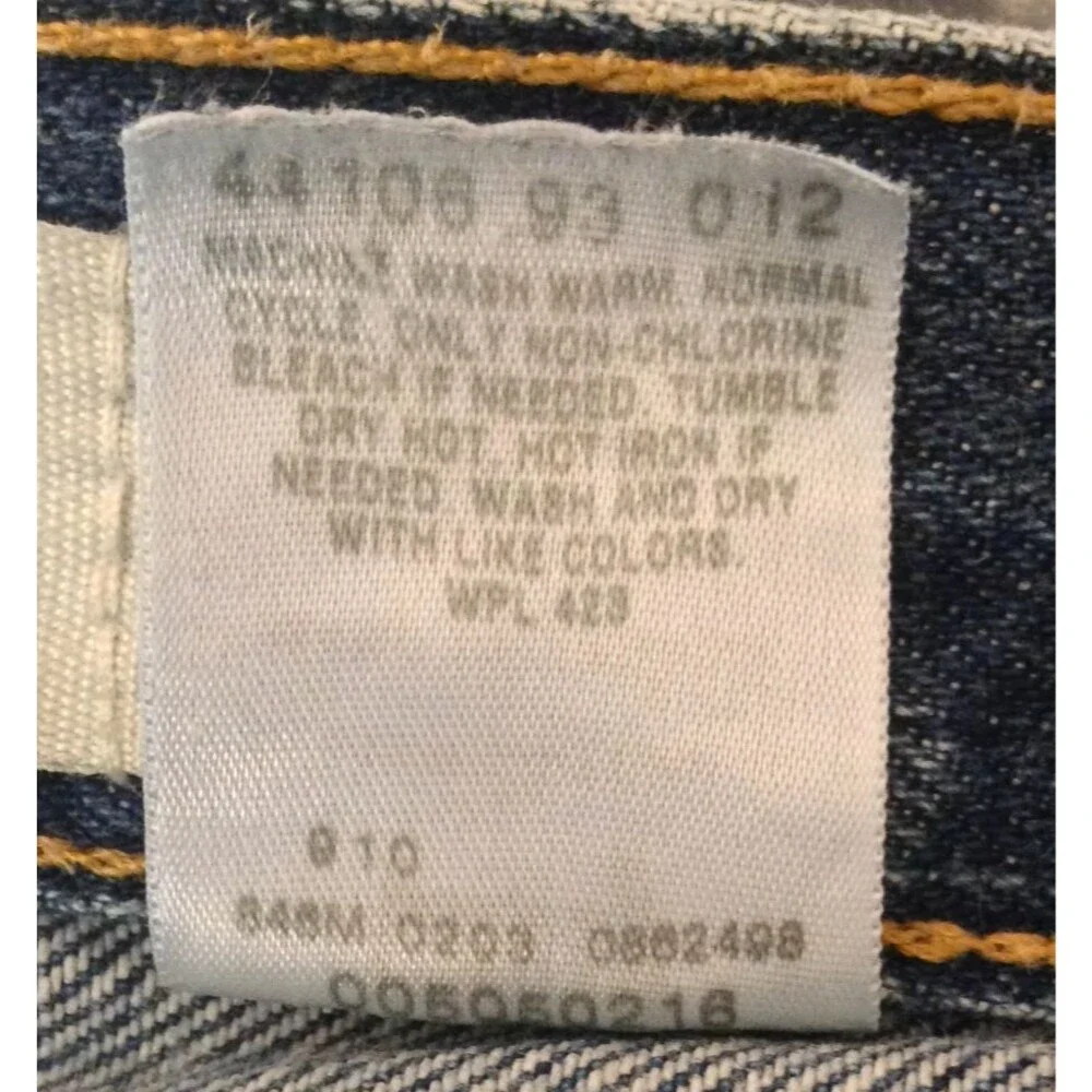 Levis vintage 2000s